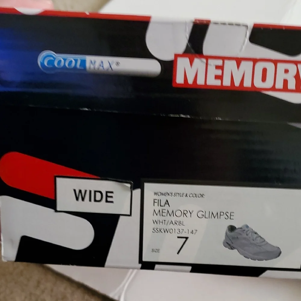 Fila Women's Sneakers - 7W - Picture 4 of 7